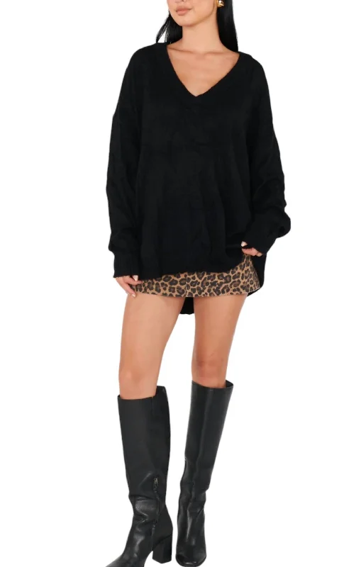 Ozzy Oversized Sweater In Black